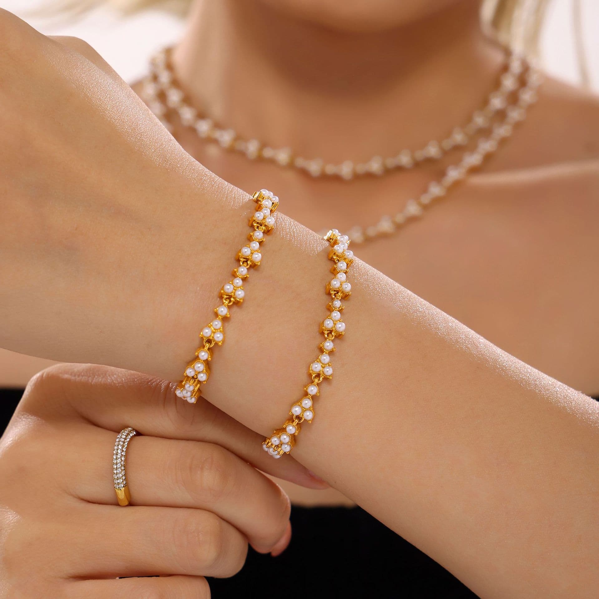 Finevow Elegant Pearl Chain Necklace and Bracelet Set
